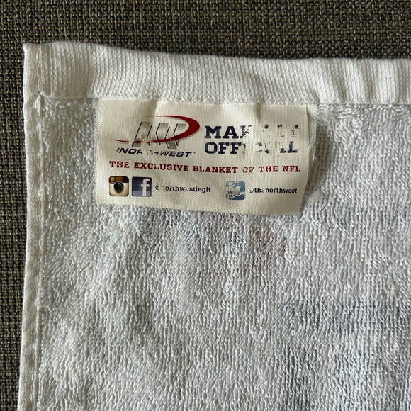 New York Giants Michael Strahan #92 Game Day Rally Towel - Picture 3 of 5
